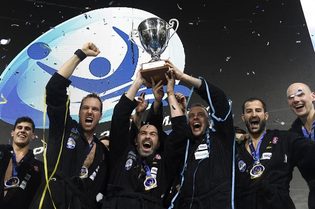 Το φιλοδώρημα της LEN στις ομάδες του Champions League