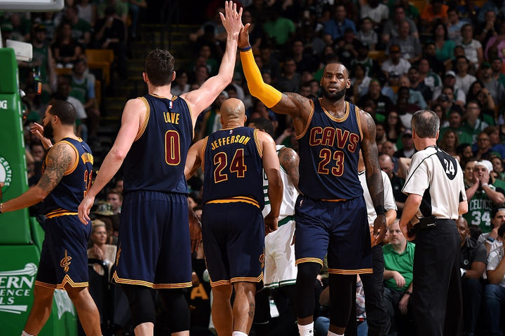 Σάλος στην Oracle Arena: “Τα αποδυτήρια των Cavaliers μυρίζουν κάνναβη”
