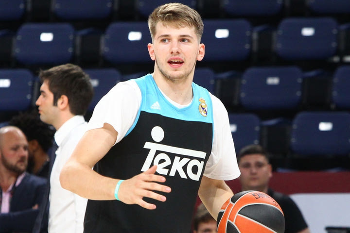 Ο Ντόντσιτς “ζεσταίνεται” για το Final Four έχοντας 2/2 τρίποντα από το κέντρο