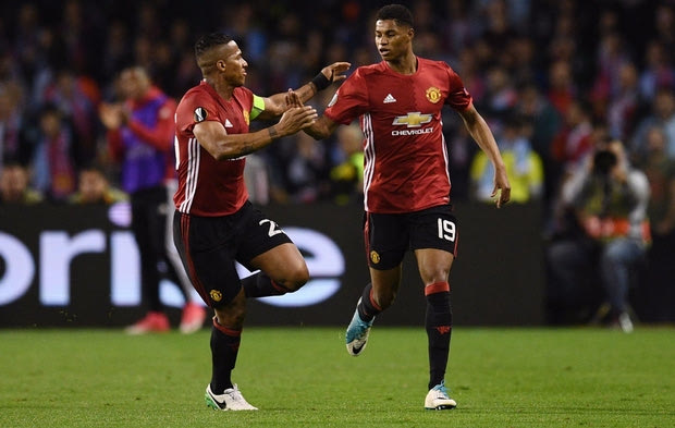 “Διπλό” για τελικό η ManUtd, 1-0 τη Θέλτα