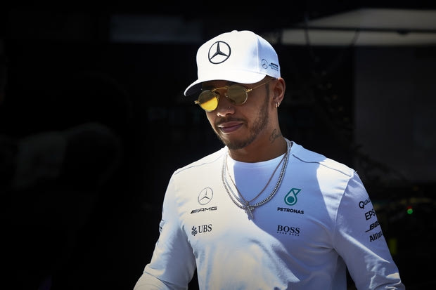Σπαζοκεφαλιά για Hamilton