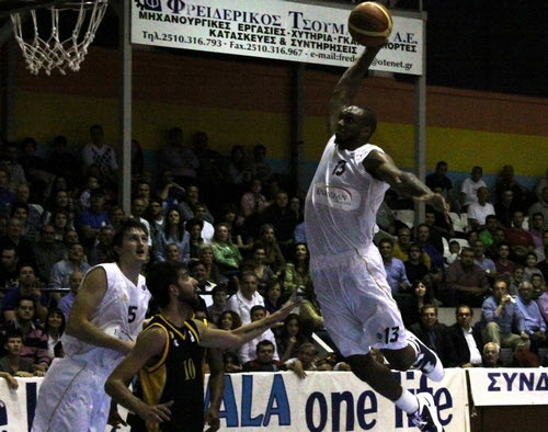 Καβάλα-Μαρούσι: 79-58