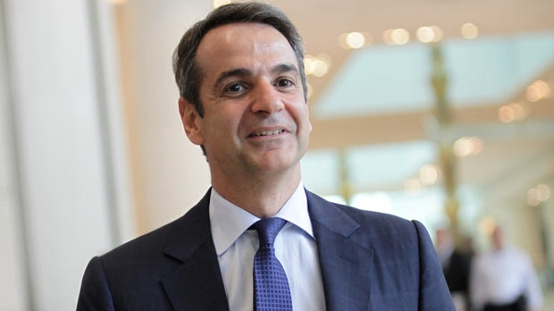 Ο Μητσοτάκης συνεχάρη τον Ολυμπιακό με στίχους του Καβάφη