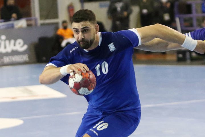 Ο Μυλωνάς ανακοίνωσε ότι σταματά την καριέρα του στα 28 του χρόνια