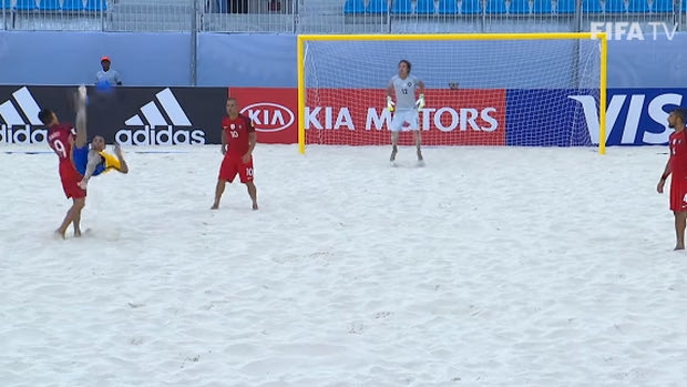 Φανταστικό γκολ με ψαλιδάκι στο Παγκόσμιο Κύπελλο Beach Soccer