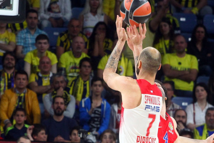 Στις 21:00 ο τελικός της EuroLeague