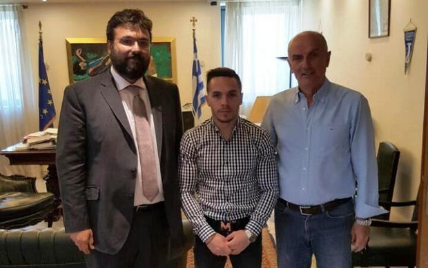 Συγχαρητήρια Βασιλειάδη σε Πετρούνια