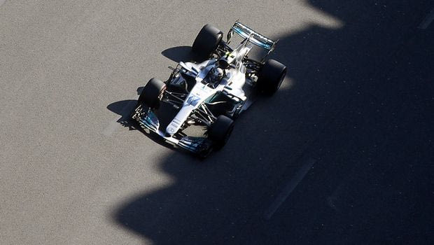 Εκπληκτικό φινάλε με Bottas και Stroll στο Μπακού!