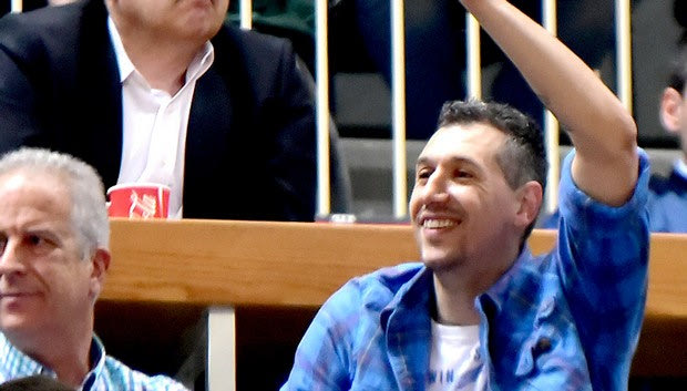 Πανηγυρίζει το πρωτάθλημα με Διαμαντίδη ο Παναθηναϊκός
