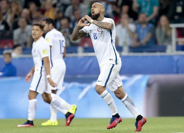 Νίκη της Χιλής και του video replay!