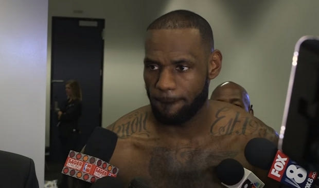 Ο LeBron έκανε ρεζίλι δημοσιογράφο