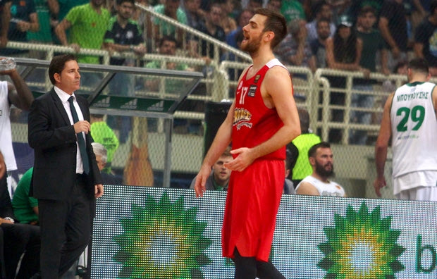 Μάντζαρης: “Έλειπε ο ηγέτης μας, αλλά τα δώσαμε όλα”