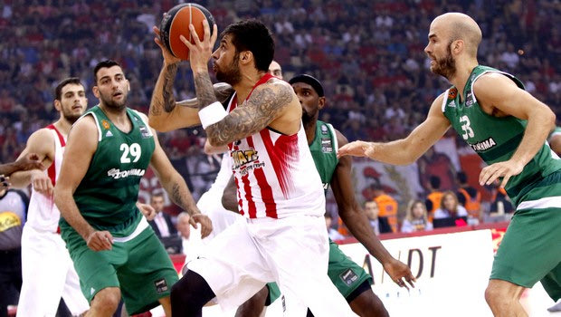 Ανατροπή τίτλου για τον Ολυμπιακό, 64-62 τον Παναθηναϊκό