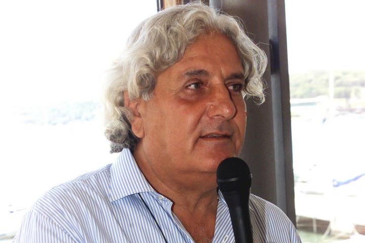 Πέθανε ο Πανίκος Χρυσοστόμου
