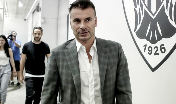 Το ιδιαίτερο 4-4-2 που θέλει ο Στανόγεβιτς