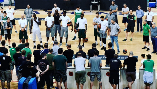 Οι οργανωμένοι πήγαν στην προπόνηση του Παναθηναϊκού
