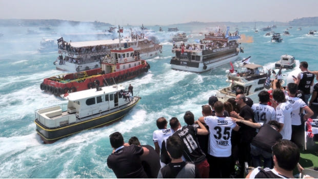 Πανηγυρισμοί με νηοπομπή στο Βόσπορο για την Μπεσίκτας