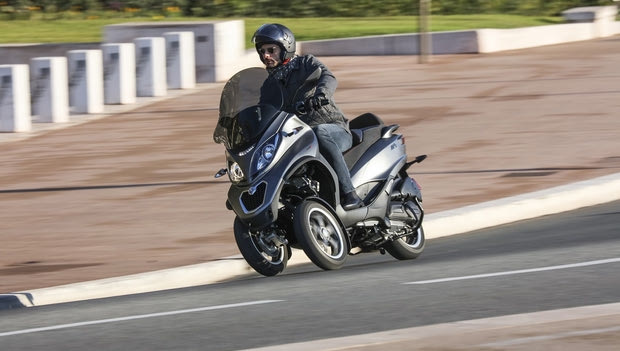 Μαθήματα ασφαλούς οδήγησης από την Piaggio Hellas