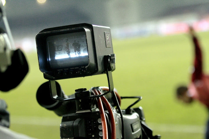 Nova για Super League: “Ανησυχούν τώρα, ενώ απέρριψαν πρόταση 30 εκ. € πριν από δύο μήνες;”
