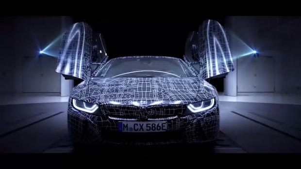 Η πρώτη BMW i8 roadster είναι έτοιμη να χτυπήσει το δρόμο ως μυστική