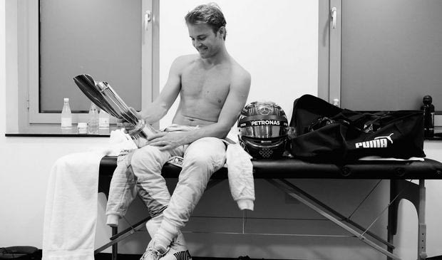 Έχασε το τρόπαιο του πρωταθλητή ο Rosberg