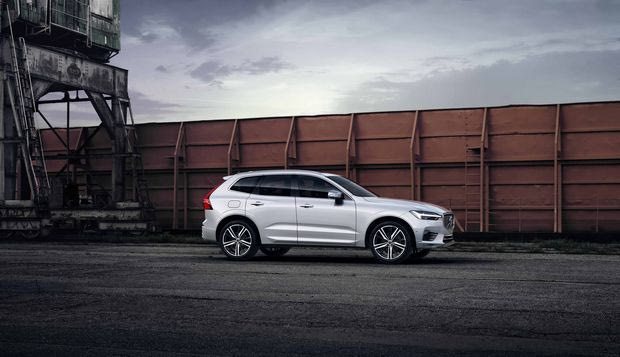 Ακόμα πιο δυνατό το Volvo XC60 Τ8 Polestar