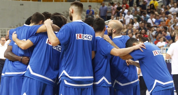 Αν η Εθνική γίνει μια γροθιά, θα ρίξει νοκ άουτ κάθε αντίπαλο