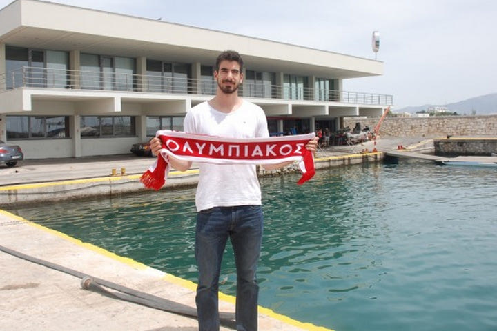Στον Ολυμπιακό και ο Φράγκος!