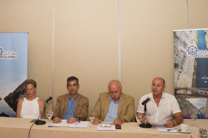 Η Κέλλυ Αραούζου θα κολυμπήσει στον διάπλου της Διώρυγας της Κορίνθου