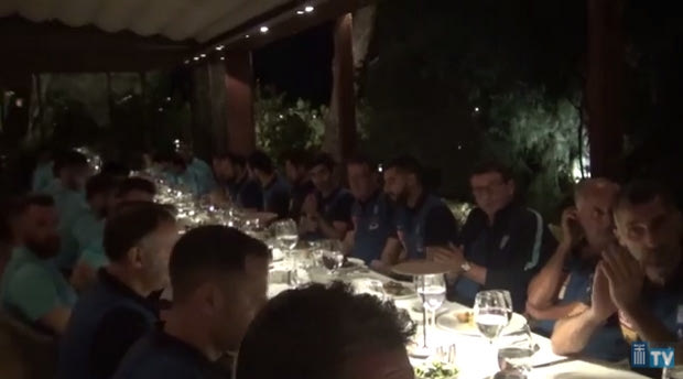 Δείπνησαν έξω οι διεθνείς μας, παρών ο Γραμμένος