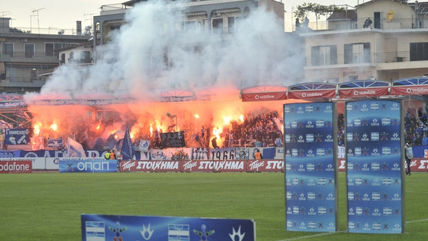 Στα τρία καπνογόνα… πέναλτι