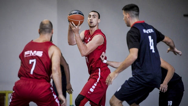 Στο “κόκκινο” οι μηχανές του Μιλουτίνοφ