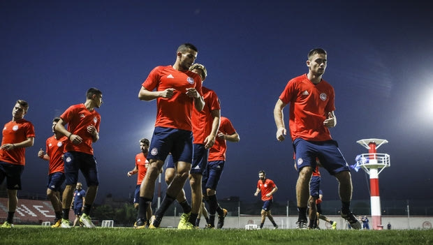 Με 21 παίκτες η αποστολή ενόψει Σπόρτινγκ