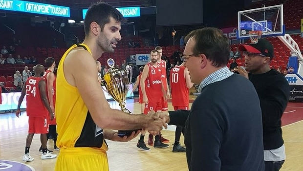 Παρά δύο… εκατό για την ΑΕΚ
