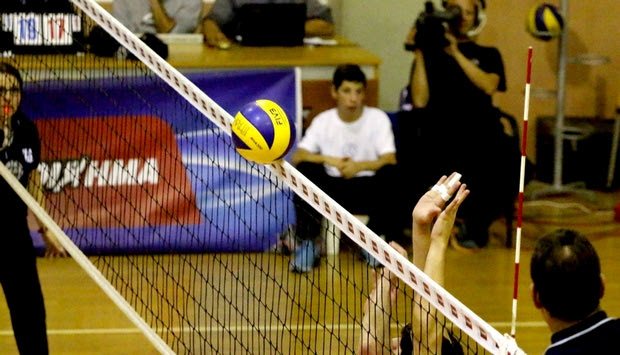 Τα φαβορί μπήκαν με το δεξί στην PreLeague