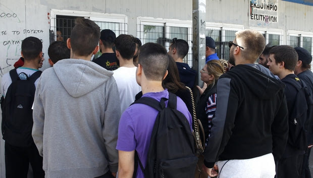 “Παρέλαση” στα εκδοτήρια του ΟΑΚΑ για το ΑΕΚ – Μίλαν