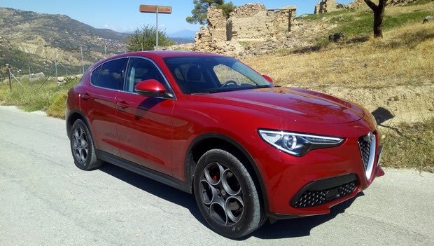 Αρχόντισσα η Alfa Romeo Stelvio