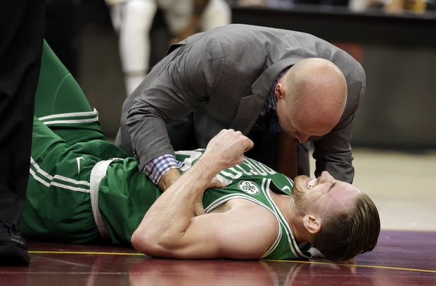 Το tweet στήριξης του Ολυμπιακού στον Hayward
