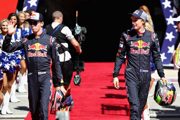 Hartley αντί Kvyat στο Μεξικό