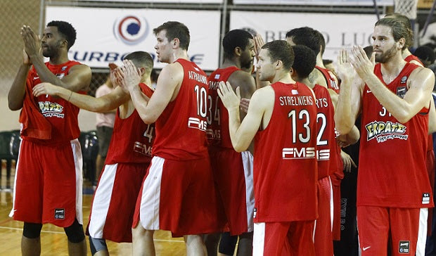 Ολυμπιακός-Ουνικάχα: Με τον κόσμο τους για το 2-0 οι “ερυθρόλευκοι”