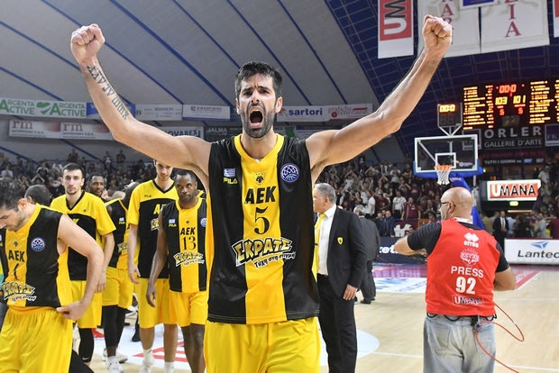 Η ΑΕΚ χτίζει χαρακτήρα