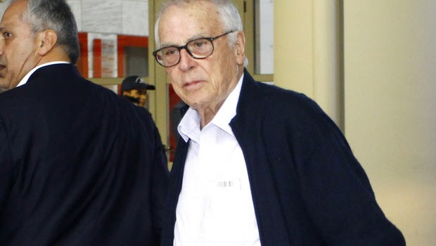 Επίθεση Θεοδωρίδη στον Κομίνη: “Για γέλια, δεν ήξερε τι έκανε”
