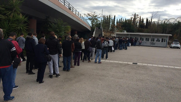 Ουρές και τη Δευτέρα στα εκδοτήρια για το ΑΕΚ-Μίλαν