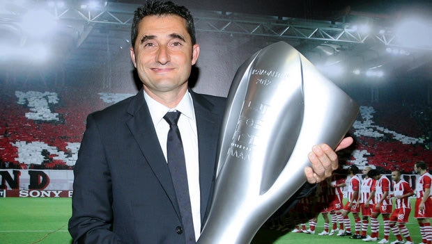 Βαλβέρδε: “Ακόμη δεν ξέρω γιατί με αγάπησαν τόσο στον Ολυμπιακό!”
