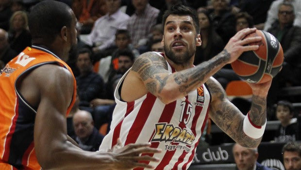Σεμινάριο χαρακτήρα από τον Ολυμπιακό, 72-64 στη Βαλένθια