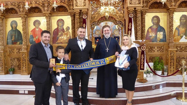 Ομάδα ποδοσφαίρου από Έλληνα ιερέα ιδρύθηκε στην Αγγλία