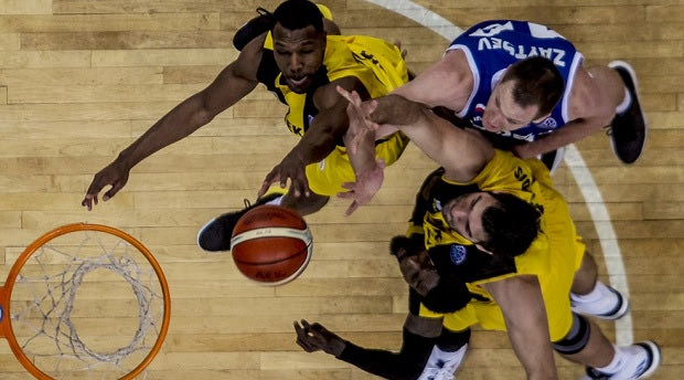 Αποστολές εκτός έδρας για Αρη, ΑΕΚ