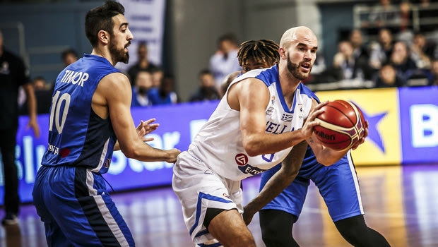 Καλάθης: “Τιμή να φοράς τη φανέλα της Εθνικής ομάδας”