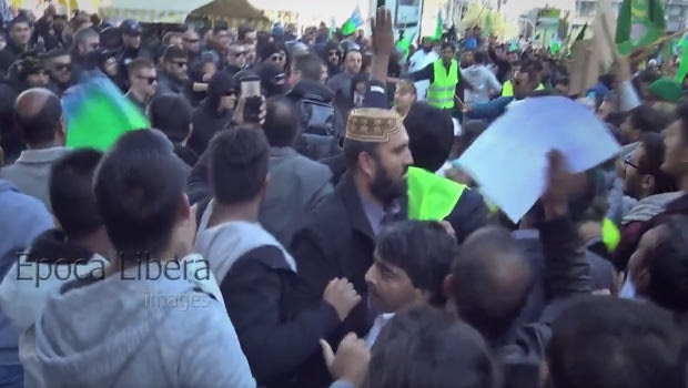 Επεισόδια οπαδών του ΠΑΟΚ με Πακιστανούς στην Ομόνοια