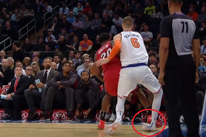 Από θαύμα γλίτωσε ο αστράγαλος του Porzingis!